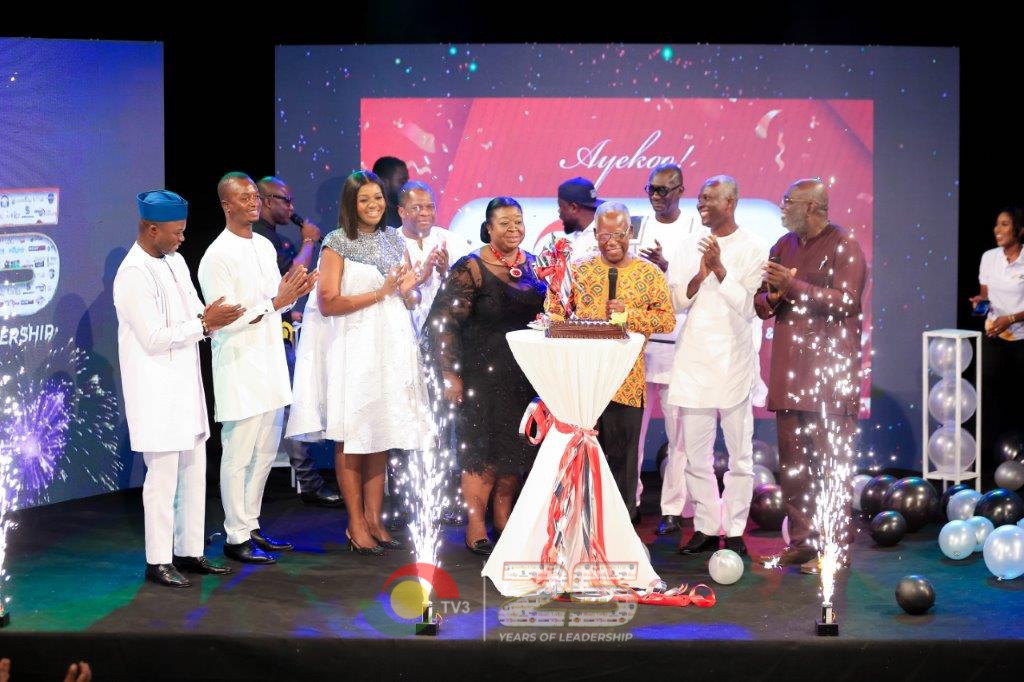 TV3 MARKS SILVER JUBILEE WITH LIVE CAKE-CUTTING CEREMONY￼